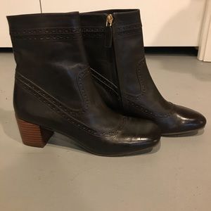 NWOT Marc by Mar Jacobs brown booties